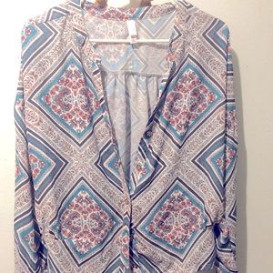 Very cute blazer blouse thin material